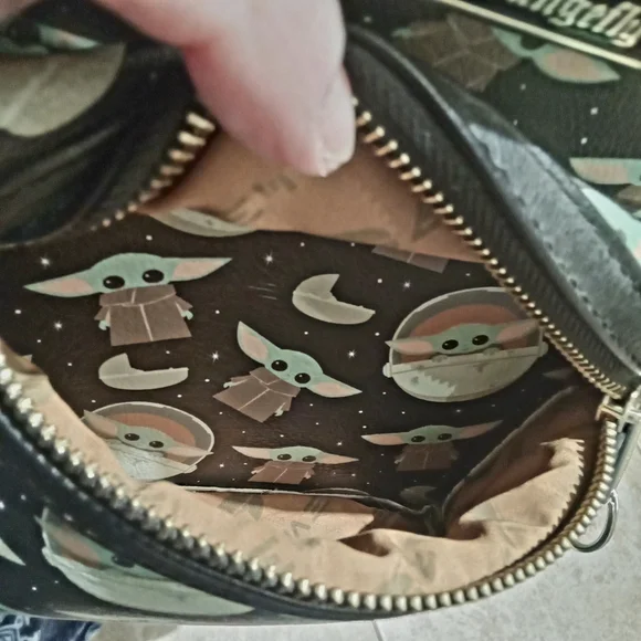Loungefly Black and Green Star Wars Backpack display picture 1